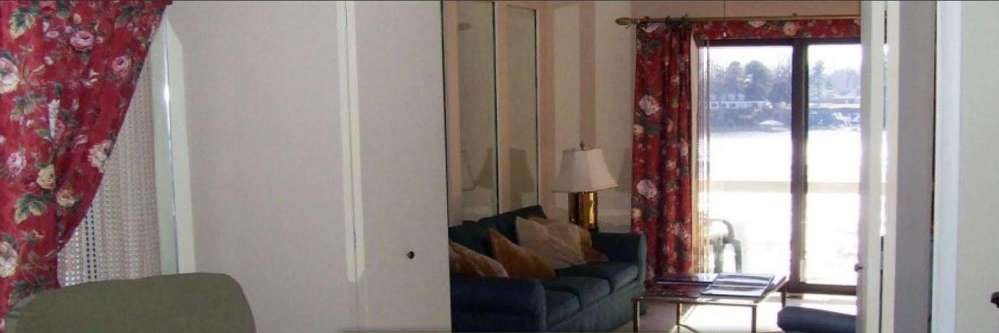 Laurel Grove Inn Riva Экстерьер фото